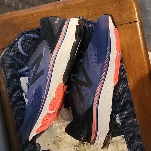 New Balance Running Sneakers Size 11.5 2E - Picture 6 of 9